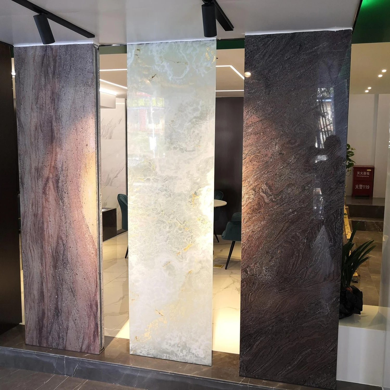 Natural Onyx Stone Translucent Panel Backlit Onyx Panels with Continuous veining