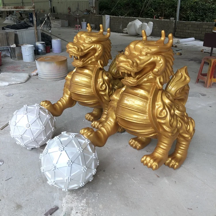 Fiberglass golden unicorn Door decoration sculpture custom The lion statues Golden dragon animal model Resin dragon ornaments