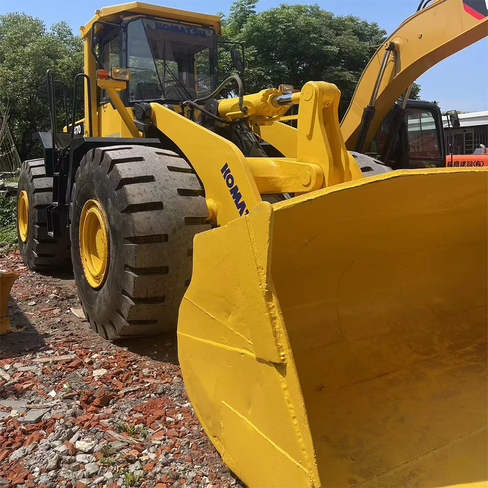 Подержанный Колесный погрузчик Komatsu WA470-3 в хорошем состоянии подержанное легкое эксплуатации экономное масло сделано Японии