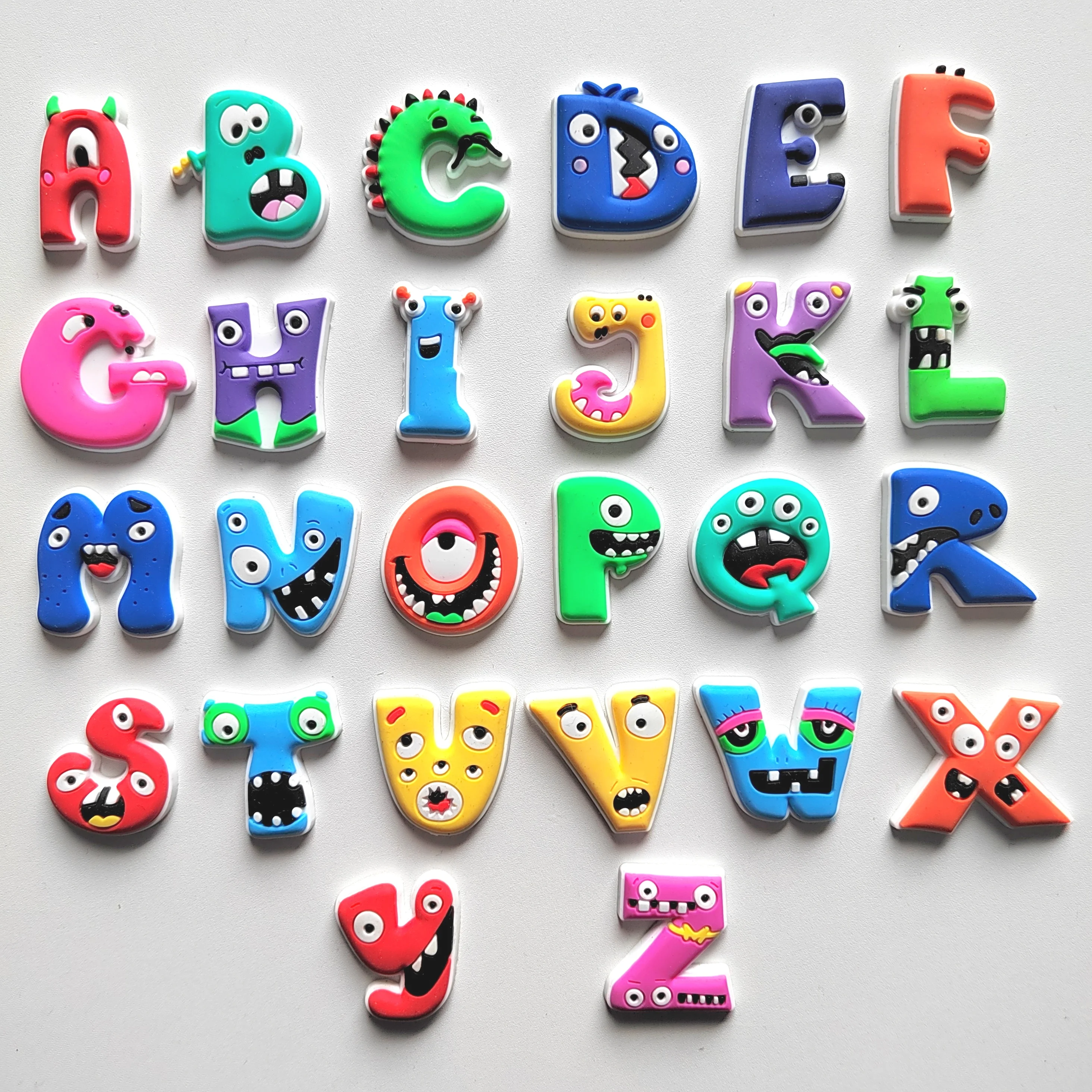 Large supply Hot sell cheap wholesale numbers 1-9 Cute animal A-Z letter shoe LACES Tag shoe charm