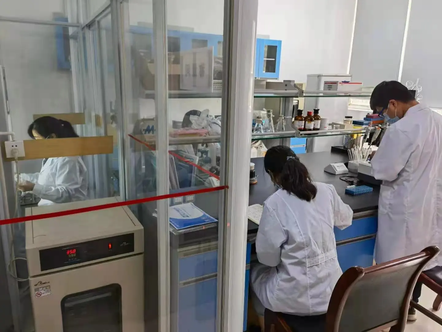 
 Широко используемые пестициды превосходного качества, микросклеротия Пурпура, лилацина  