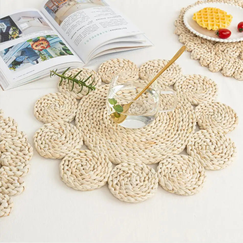 Table Mat 38cm Eco Friendly Antislip Table Decor Nature Corn Straw Weave Sun Flower Dinner Mat