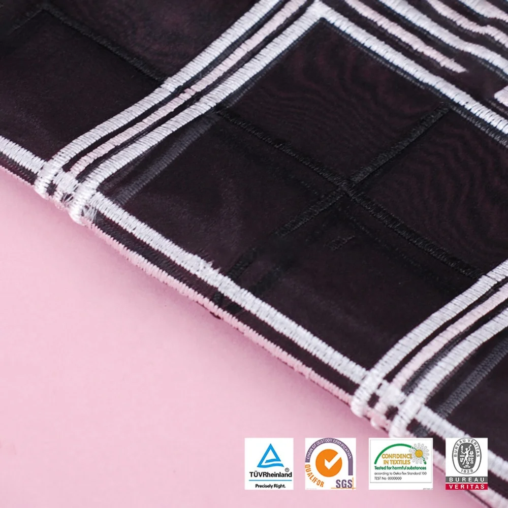 
2020 High quality wholesale uses of pop india pleated chiffon fabric gold 