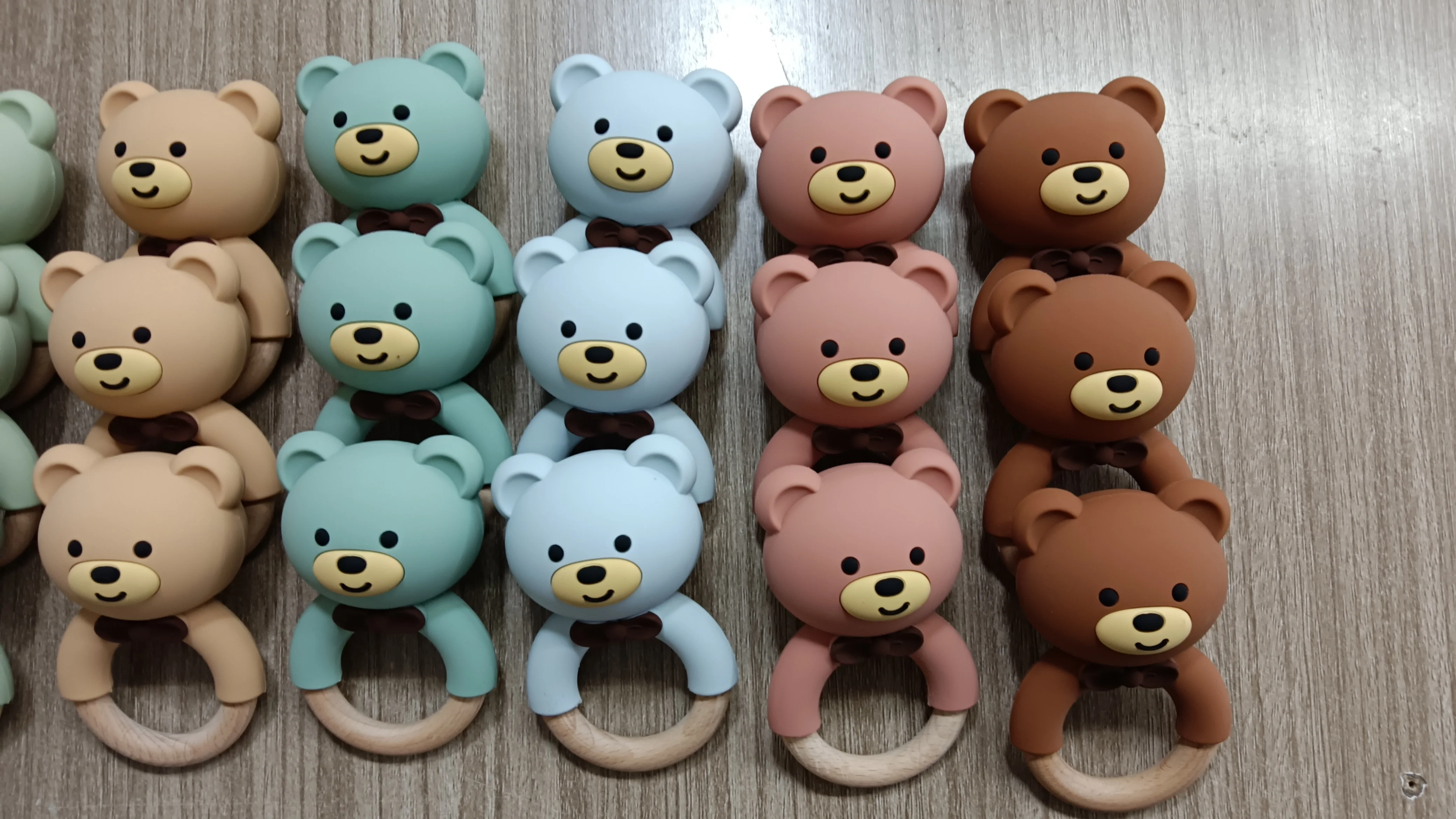 2024 Silicone Multi Color Bear Shape Organic Teether Baby Rattle Animal teeth Beads Hygienic Molar Children Toy