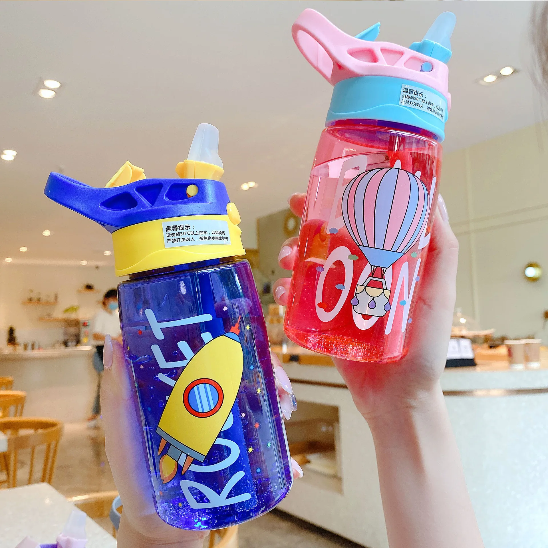 Ready To Ship Hot Selling Multi-colored Plastic Water Bottle With Handle