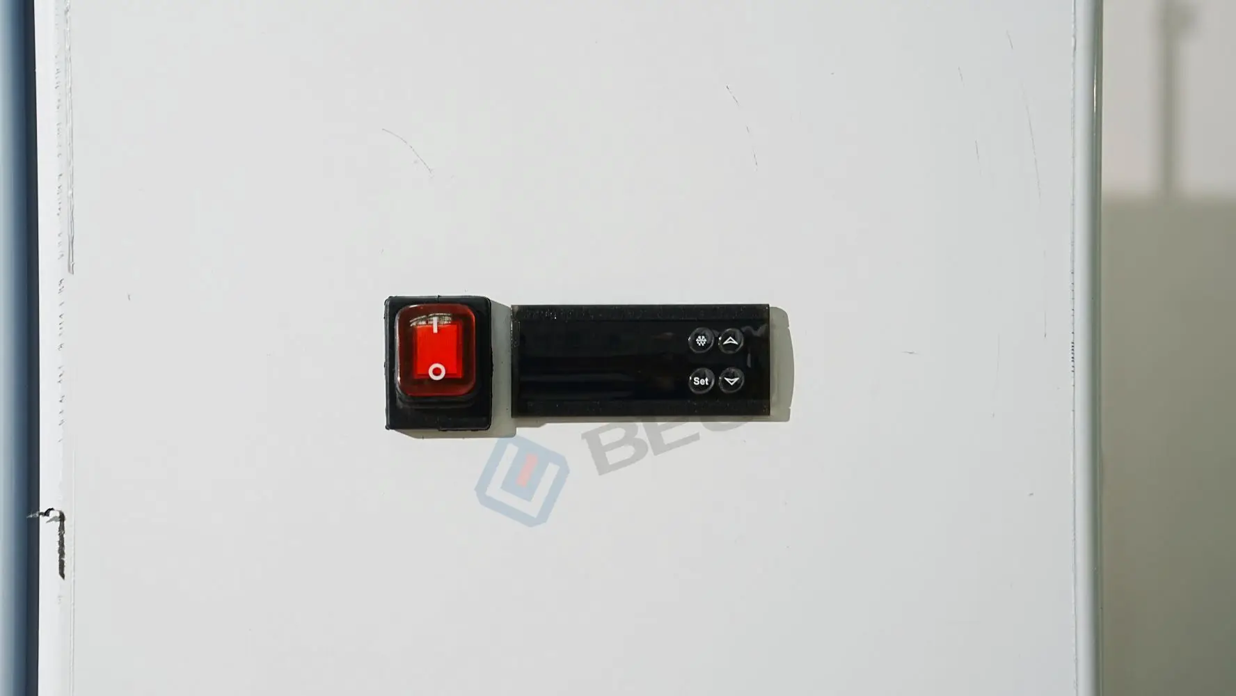 Reduce the smell of garbage double door commercial chiller decrease the food breakdown hygenic waste cooler for kitchen waste