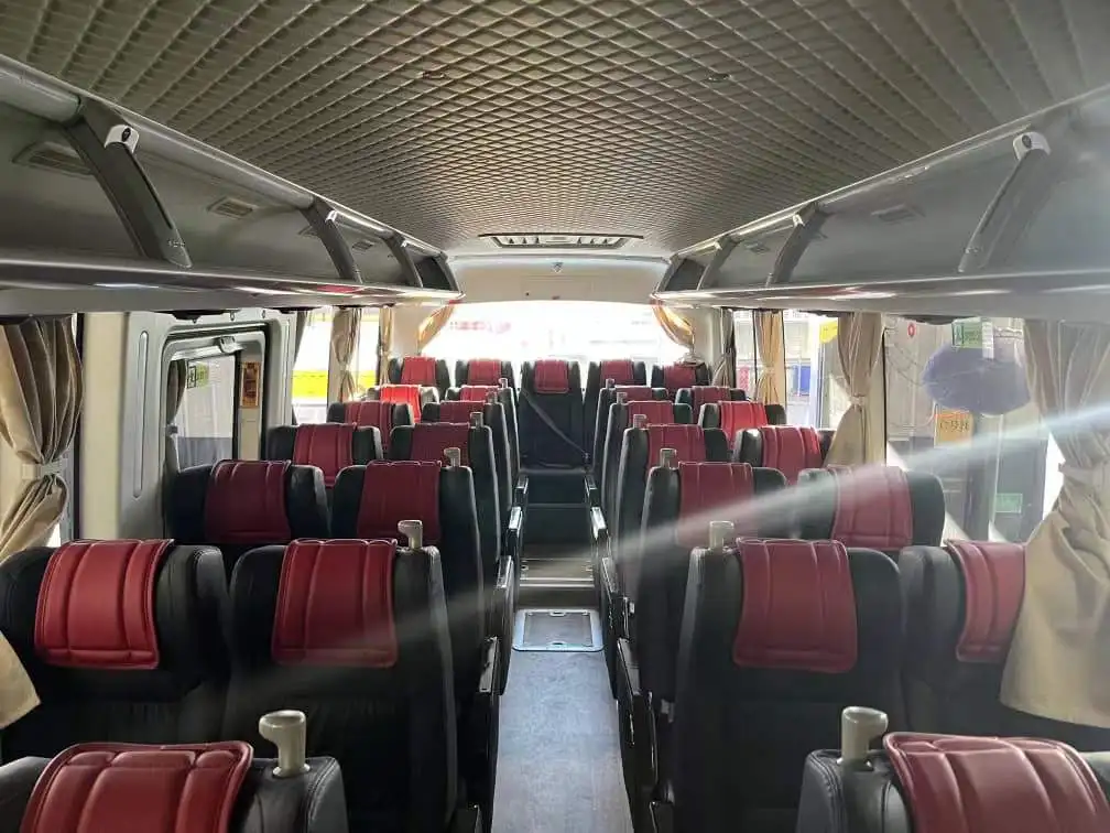 Foton BJ6122 NEW Bus 42+1+1 Seats RHD 10.5L Luxrury Comfortable Passenger Coach Bus