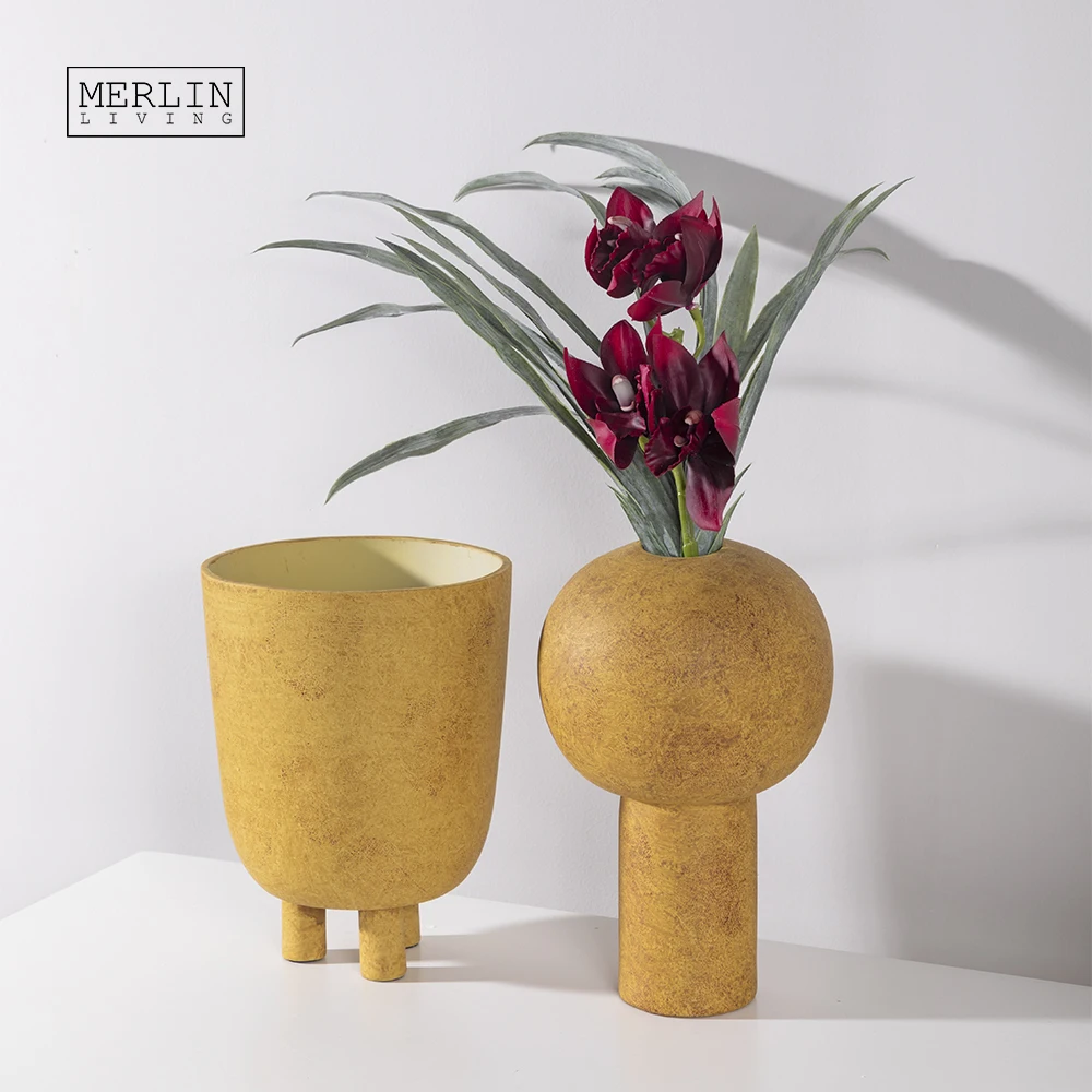 Merlin Living vintage minimalist vase ceramic Japanese style wabi-sabi with footed cylinder clay vase flower items vase decor