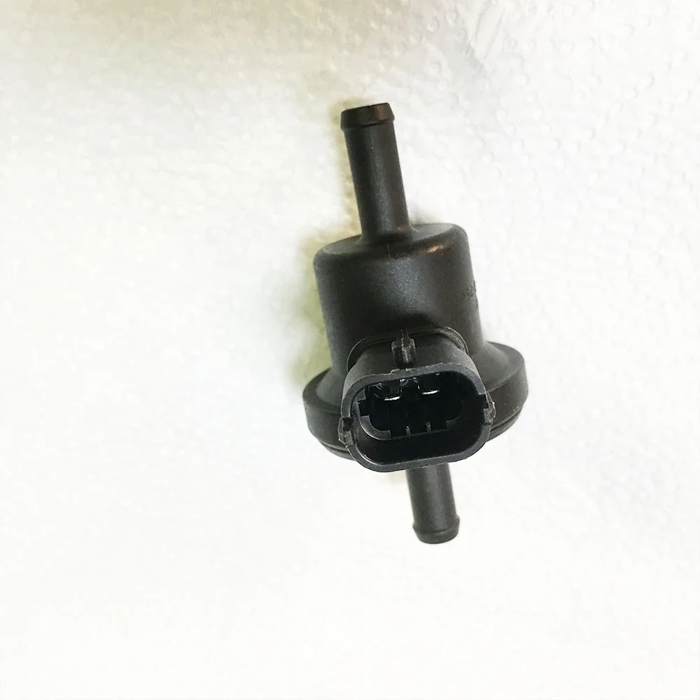 OEM Fuel Tank Breather Solenoid Valve 0280142448/0280142539 For Vespa Piaggio Air Bypass Valve Sensor