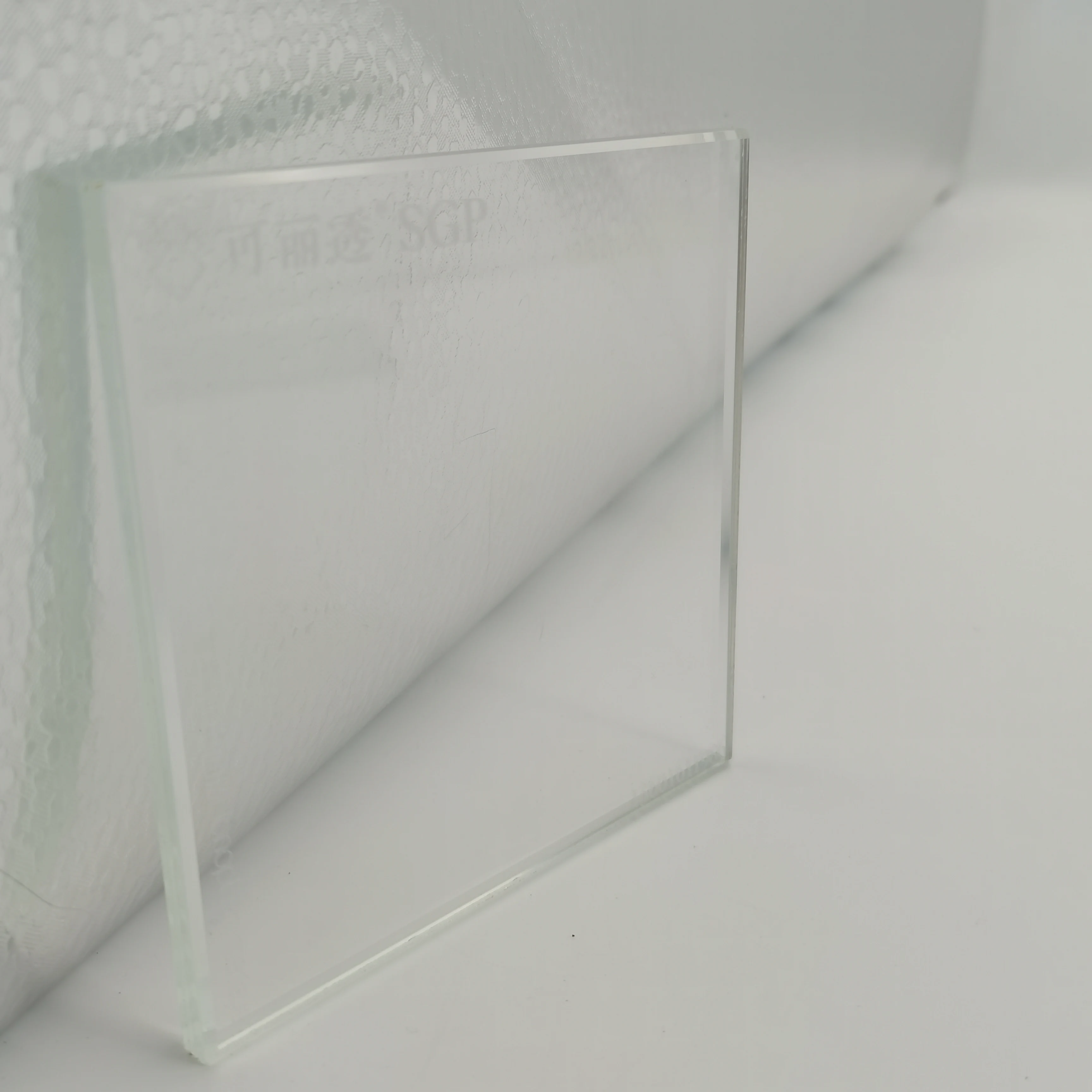 Customized high quality hot sale Bulletproof  laminated glass 9mm 15mm 40mm tempered sandwich glass for car commercial buildings