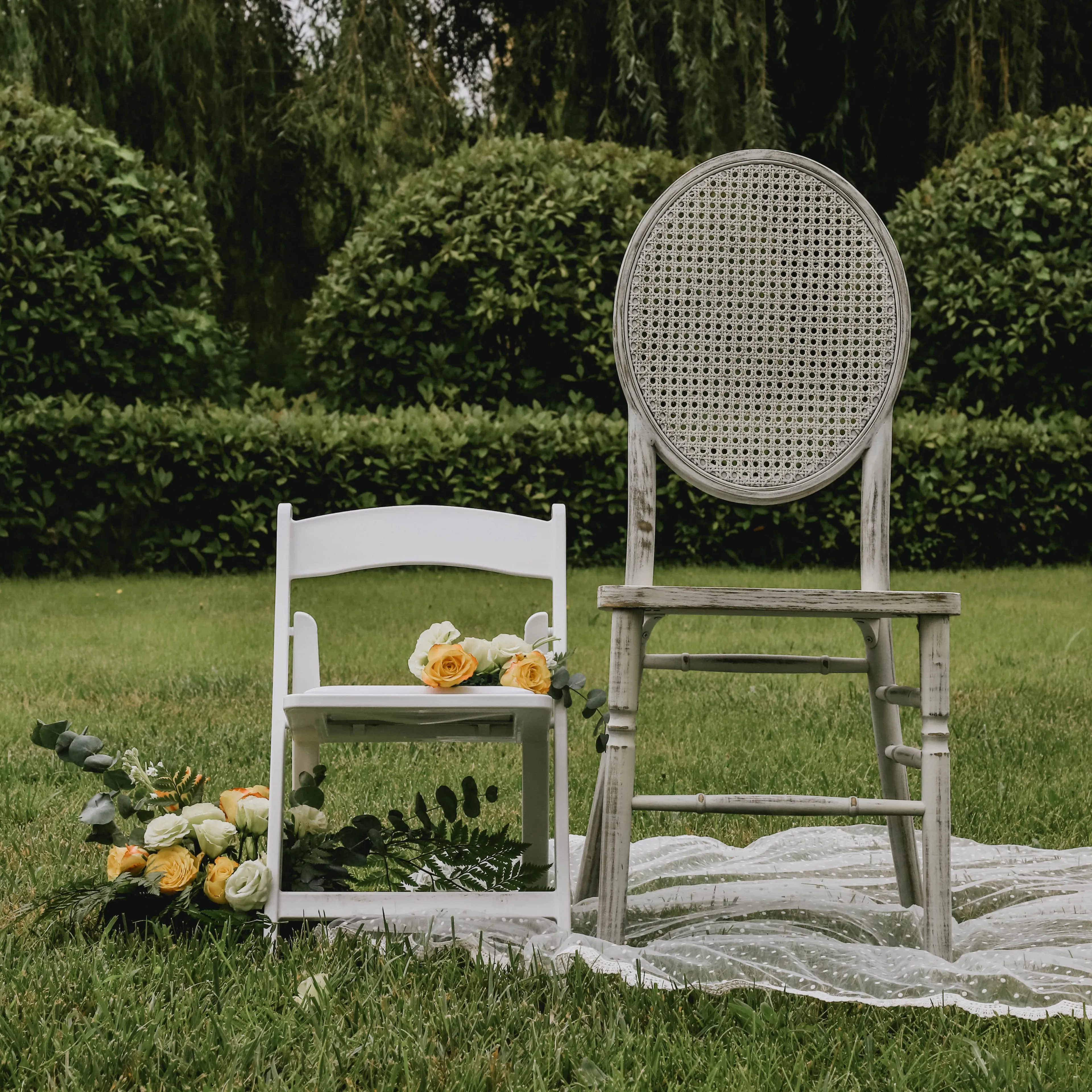 Hot Sale Wooden Vintage Antique Dining Chairs for Rental Party Events