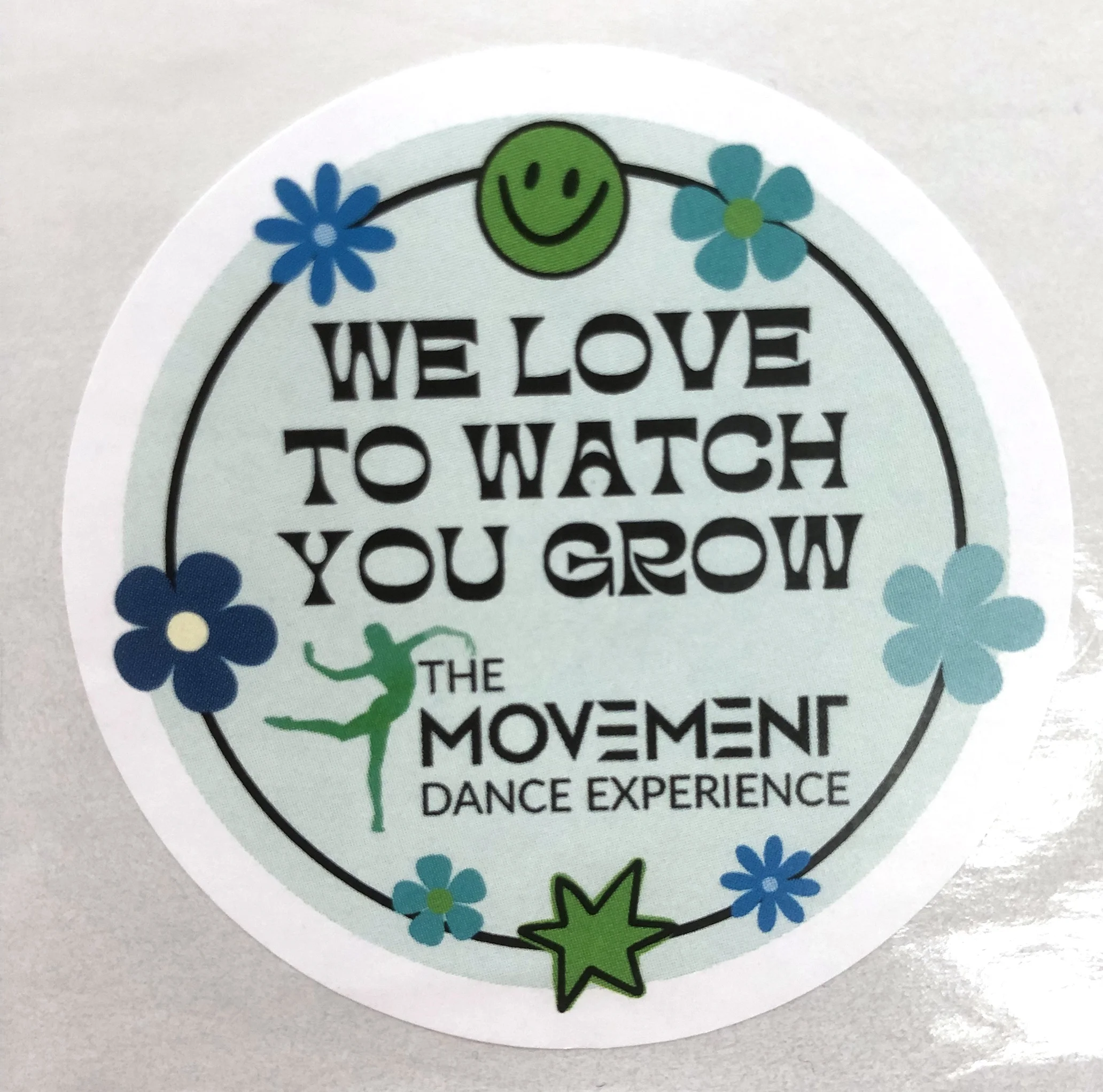 Private design product labels maker self adhesive vinyl round waterproof sticker roll paper custom