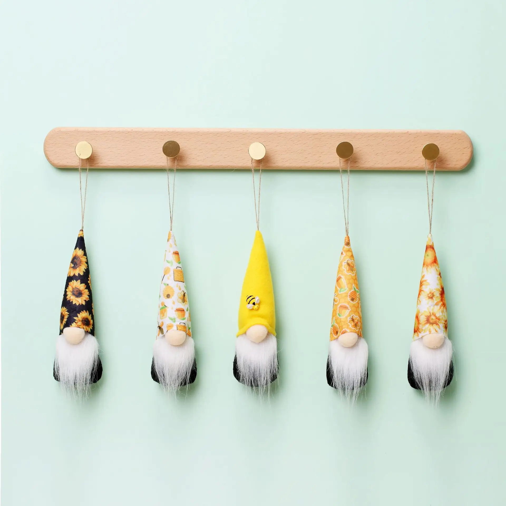 TS New Bee Festival multiple wool small pendants, no face old man, sunflower, dwarf doll gift, Rudolf