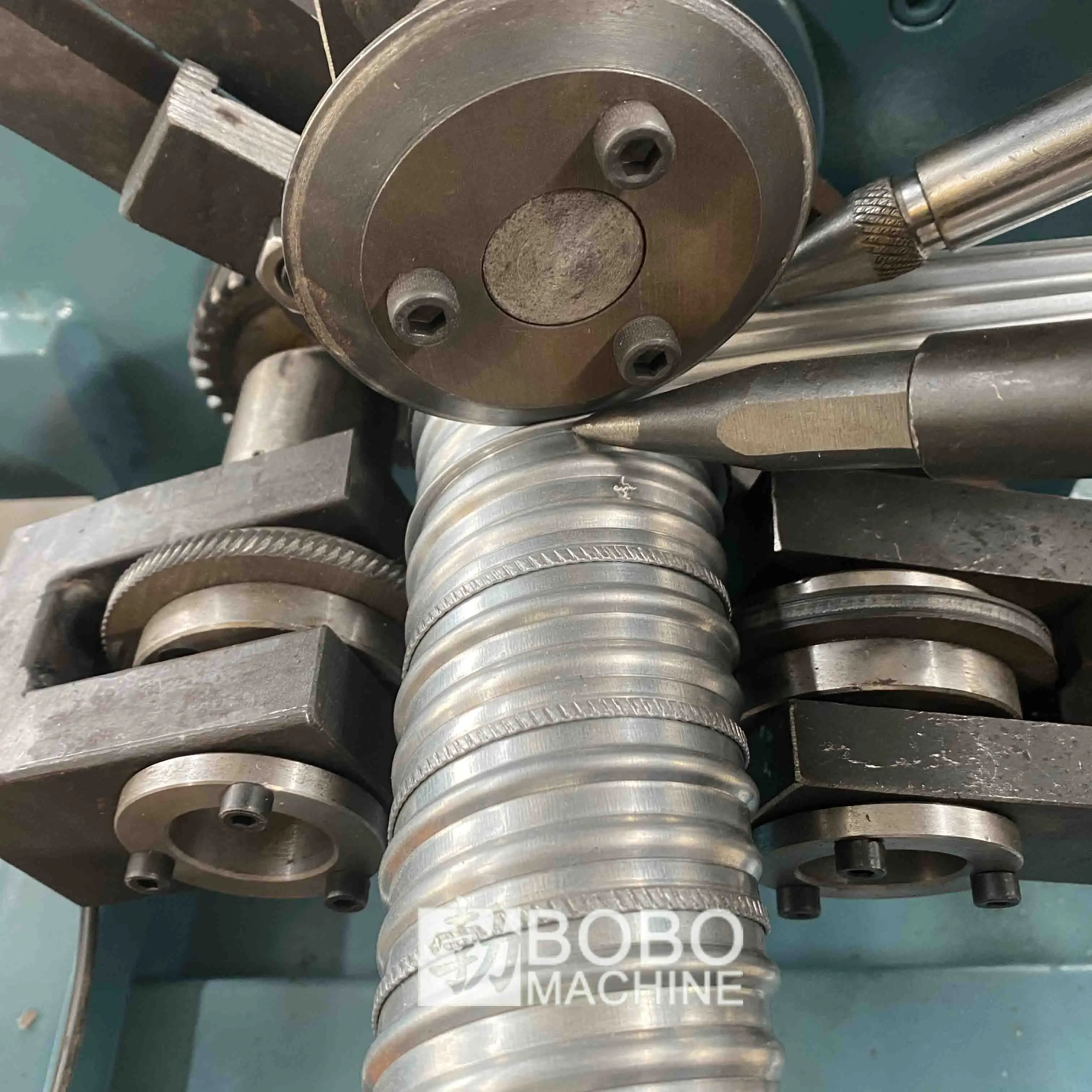 Galvanized spiral corrugated post tension duct machine