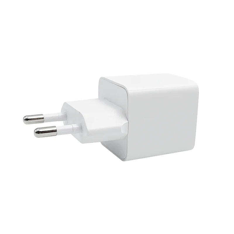 Travel PD Usb Multi GaN Charger Adapter 3 Port Usb C 30w 33w 65w GaN Charger Fast Charging