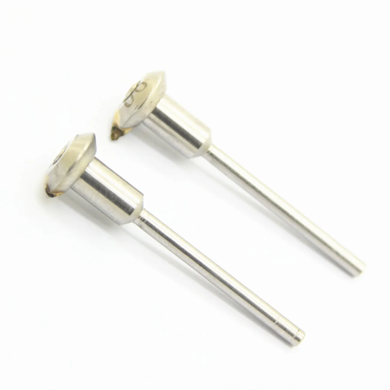 Крепкий страусиный маховик