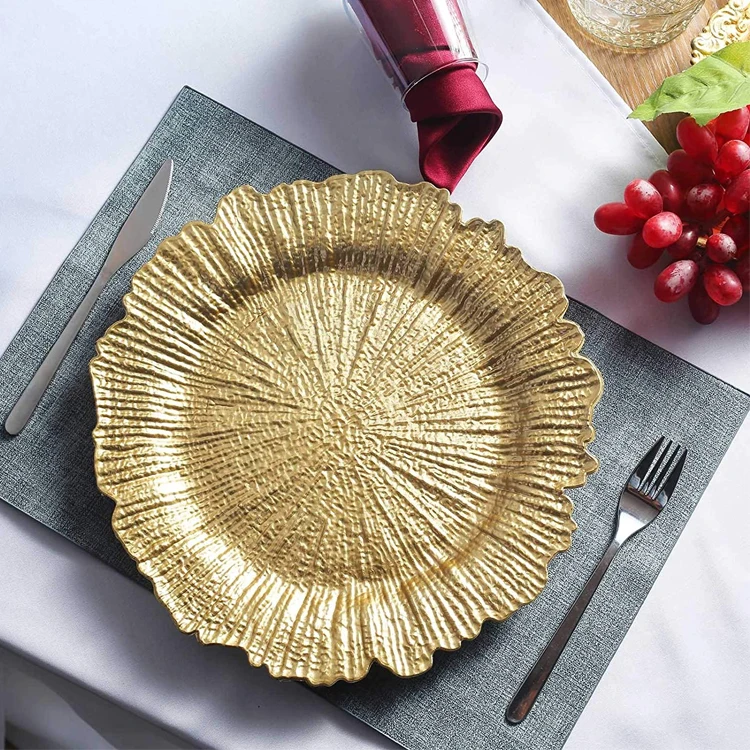  High Quality 13 Inch Unbreakable Wedding Party Decorative Under Plates Silver Round Reef Plastic Charger