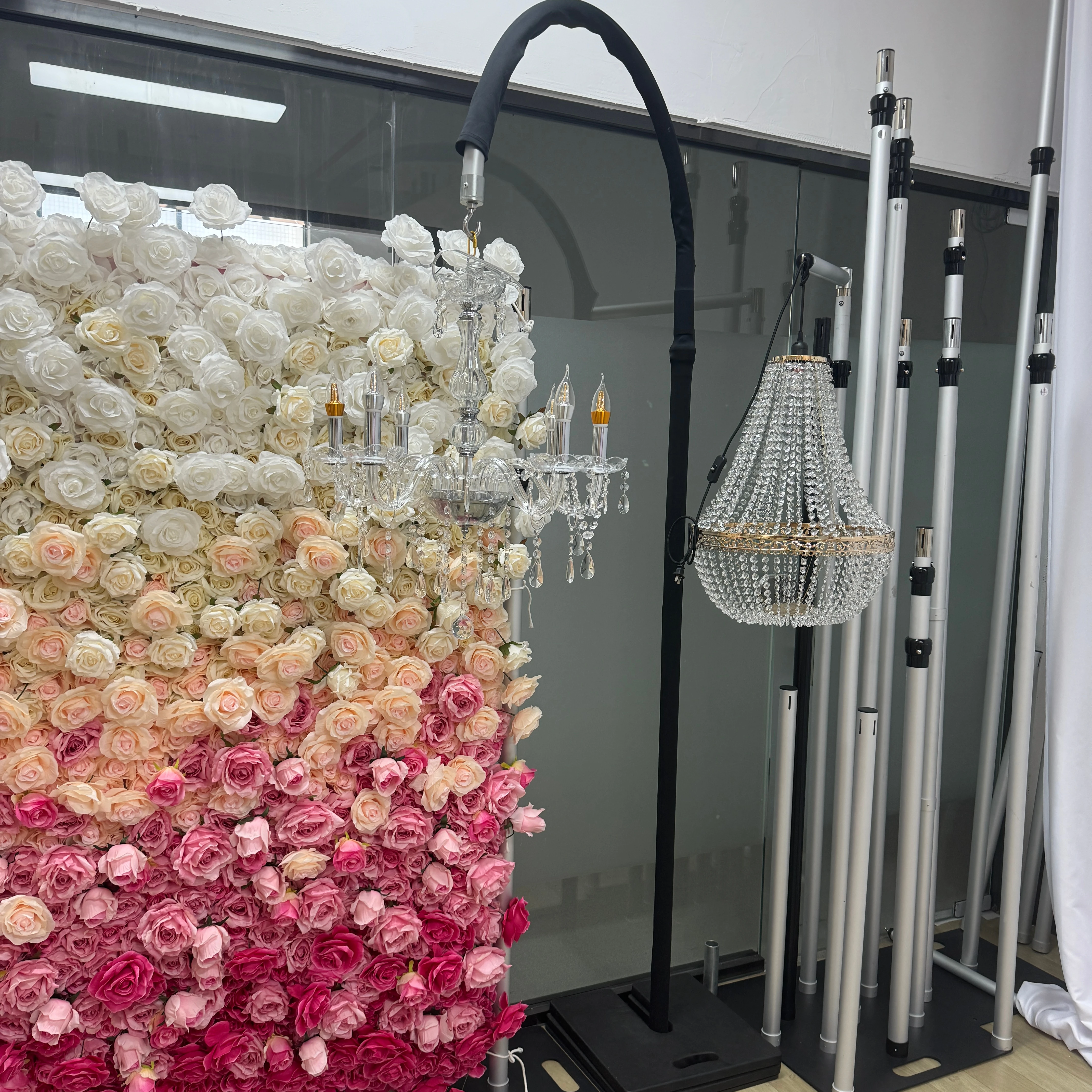 Fashion white stretch cloth tube suitable for metal pole display stand