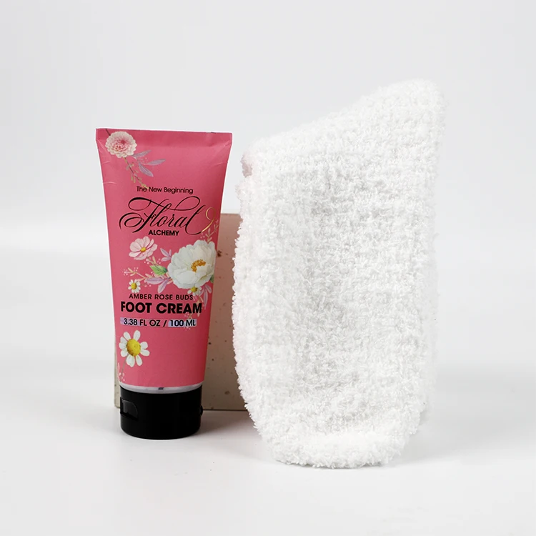 OEM ODM Home Foot Spa Set Essence Oil Cream Foot Cream Repaircoral Fleece Socks Dead Skin Removal Foot Cream