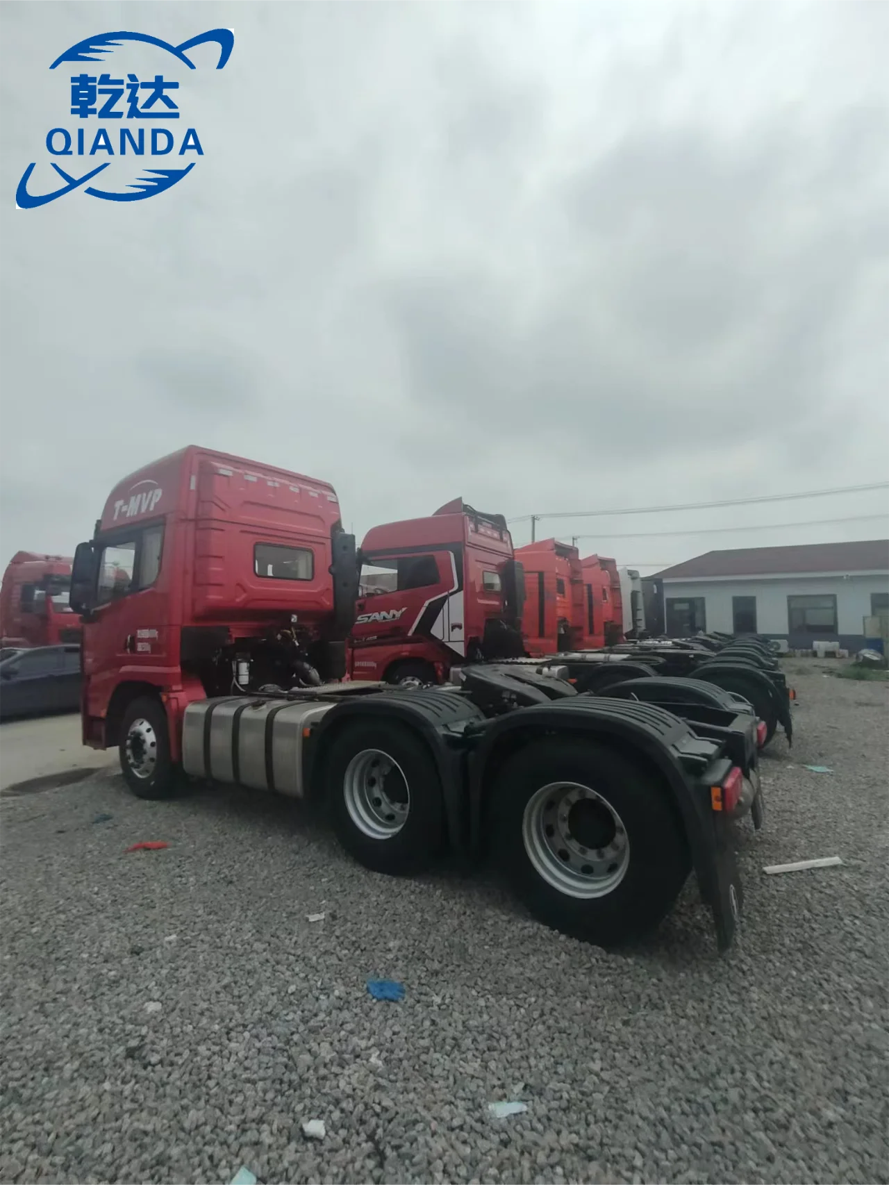 Boutique Used SHACMAN Traction Locomotive X5000 540HP Truck Diesel traction truck for sale at low prices