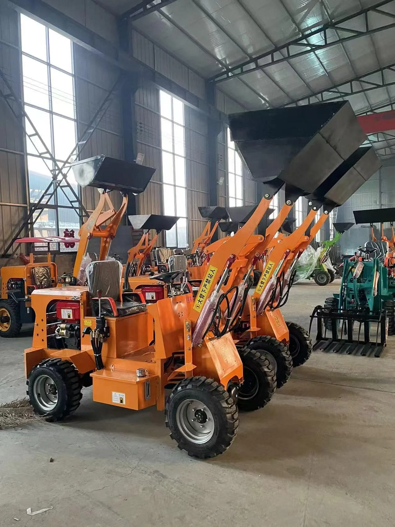 Mini Wheel Loader Construction 400kg Capacity Diesel 4x4 18HP Core Components including Motor Pump Gearbox PLC Available India