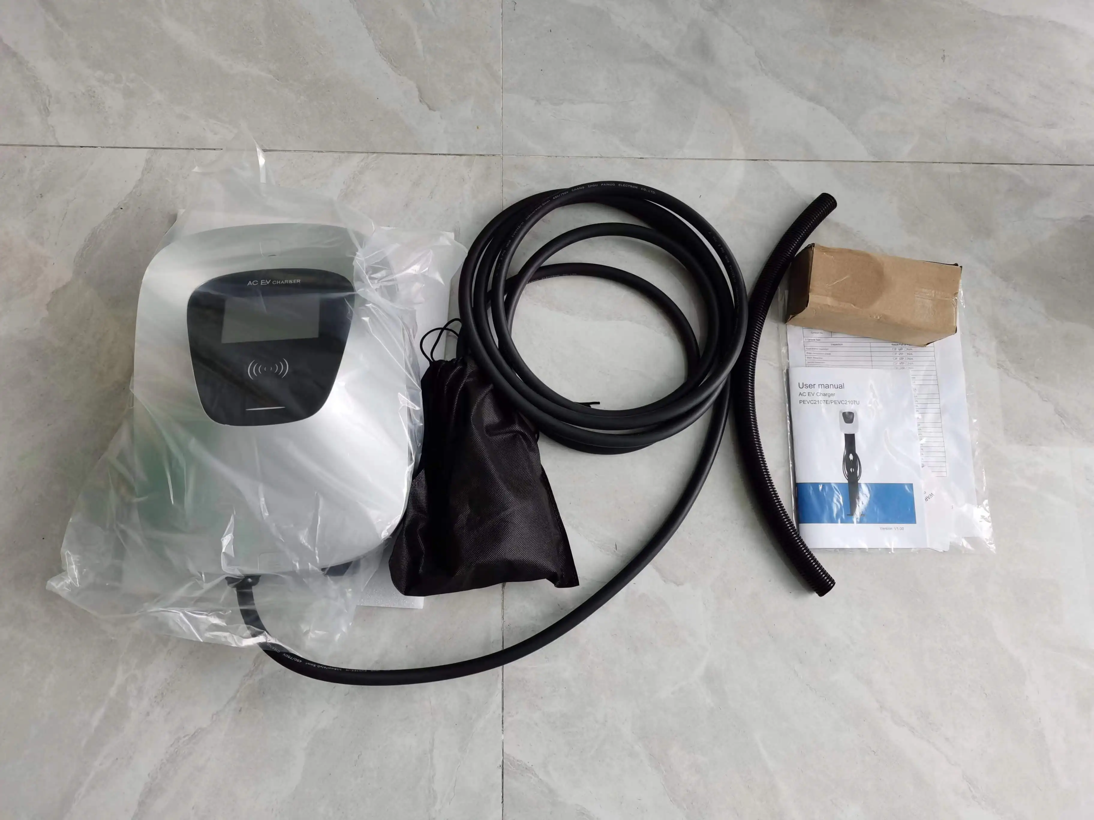 AC USA  UK  SAE J1772/Mennekes Connector  Type1 Type2  Electric EV Car Charger EV Charging wallbox  EV Charging station