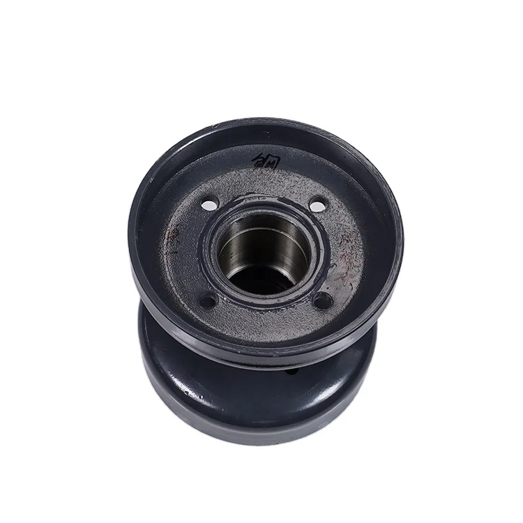 Agriculture Combine Harvester Support Roller Kubota Spare Parts For 5T072-23180