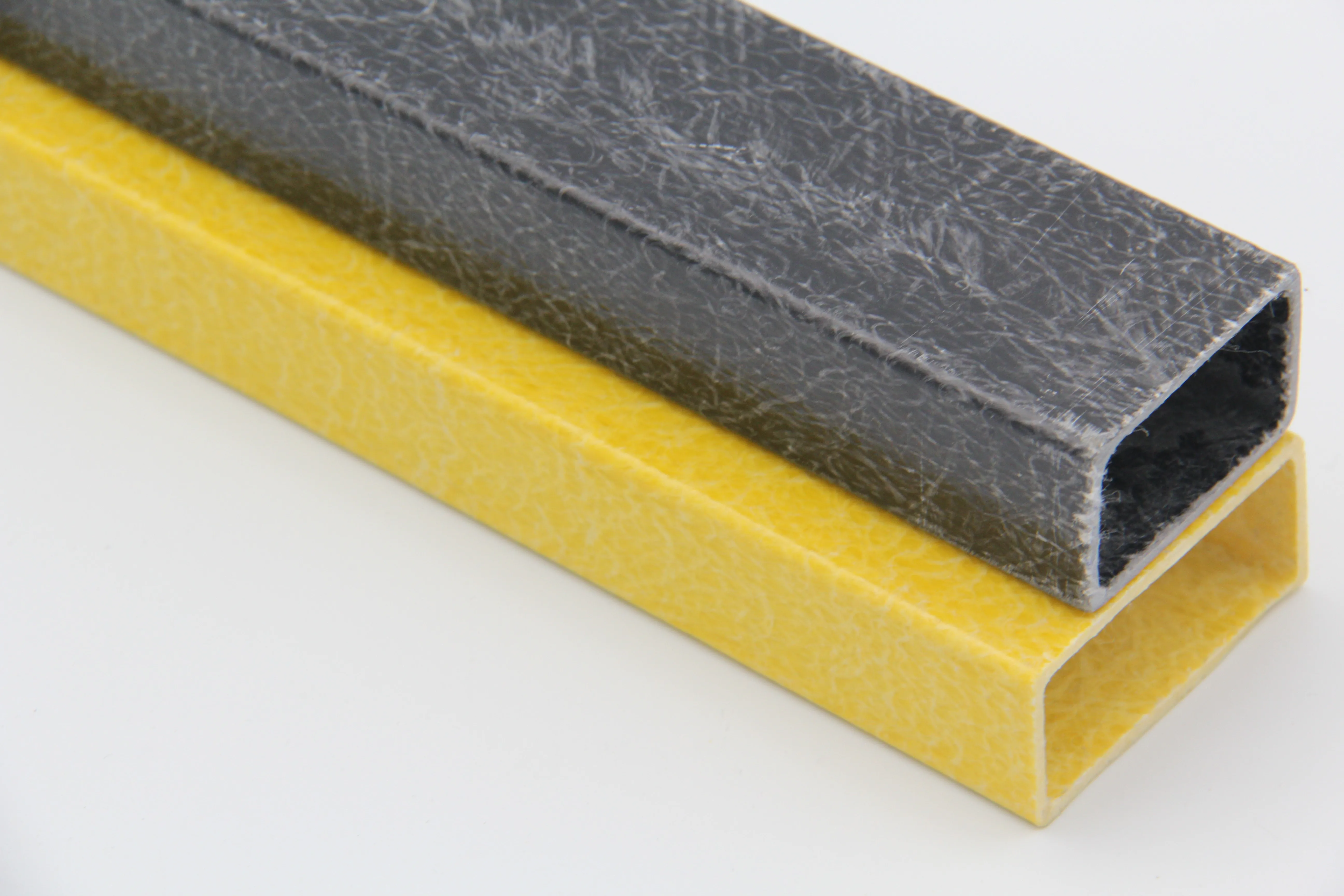 Pultrusion Profiles Manufacturer Customized Colors FRP Tubes Fiberglass Rod for Grape Stake