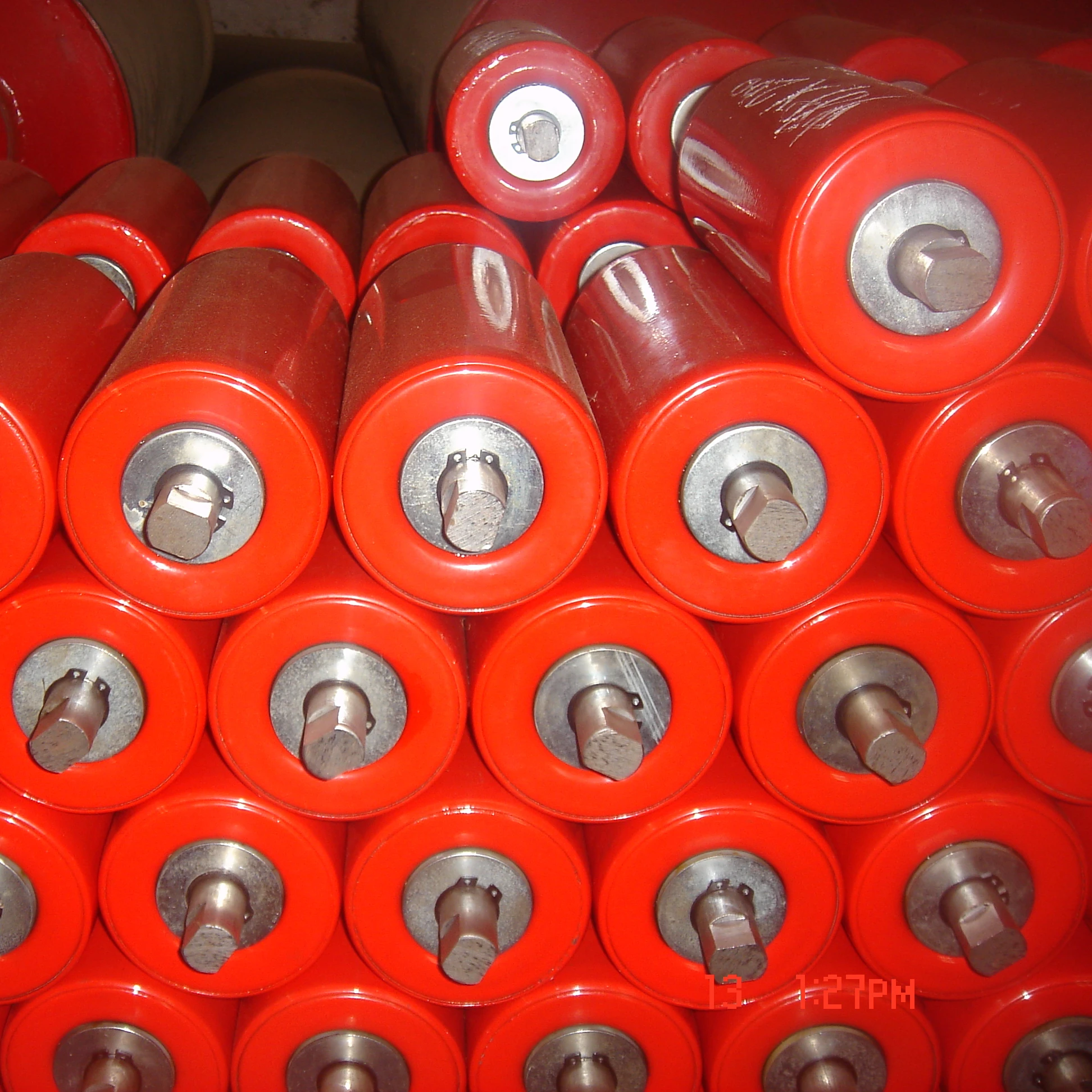 Heavy Lifting Rollers for conveying material