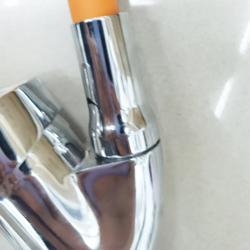 China supplier kitchen faucets single handle hot and cold water mixer taps for kitchen sink faucets