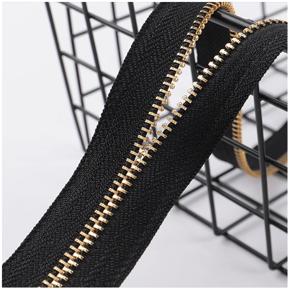 4.5YG Jeans golden teeth metal zip3# black zipper tape denim zipper with YG zipper pull