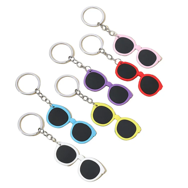 Wholesale Manufacture Glasses Hard Enamel Keychain Custom Logo   Sunglasses Keychains Llavero Eyeglass Letters Key chain Keyring