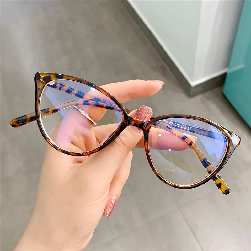 Hot retro classic eye cat glasses women blue light blocking glasses frames wholesale lunettes fashion lentes ladies glass custom