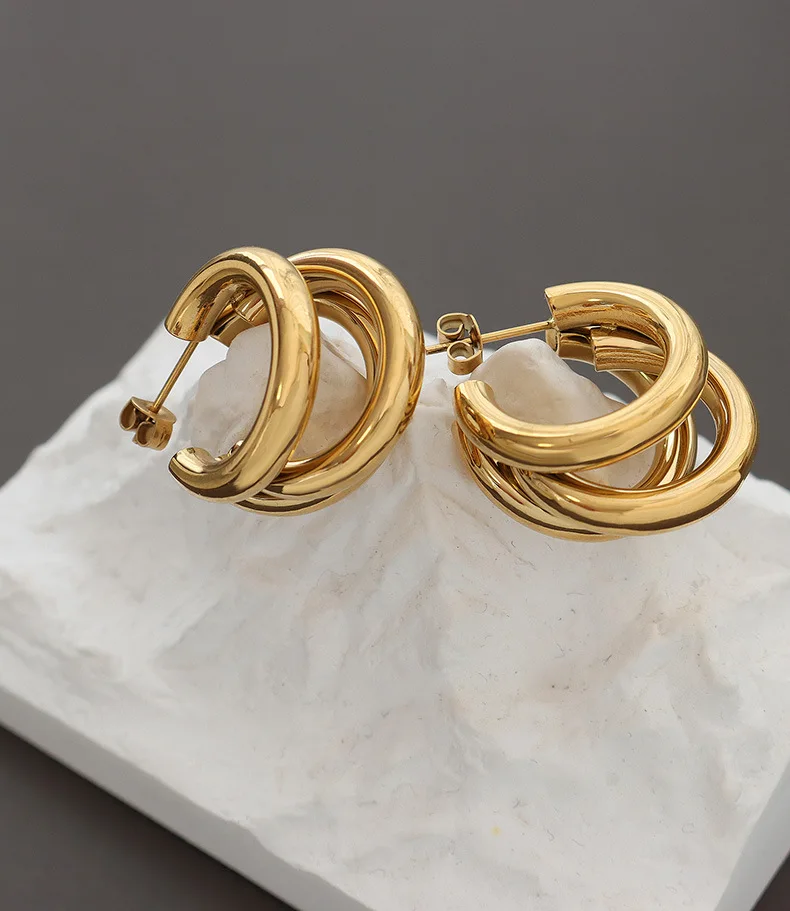 JoyEver 18k позолоченные нержавеющие стальные непотускненные современные крупные тройные