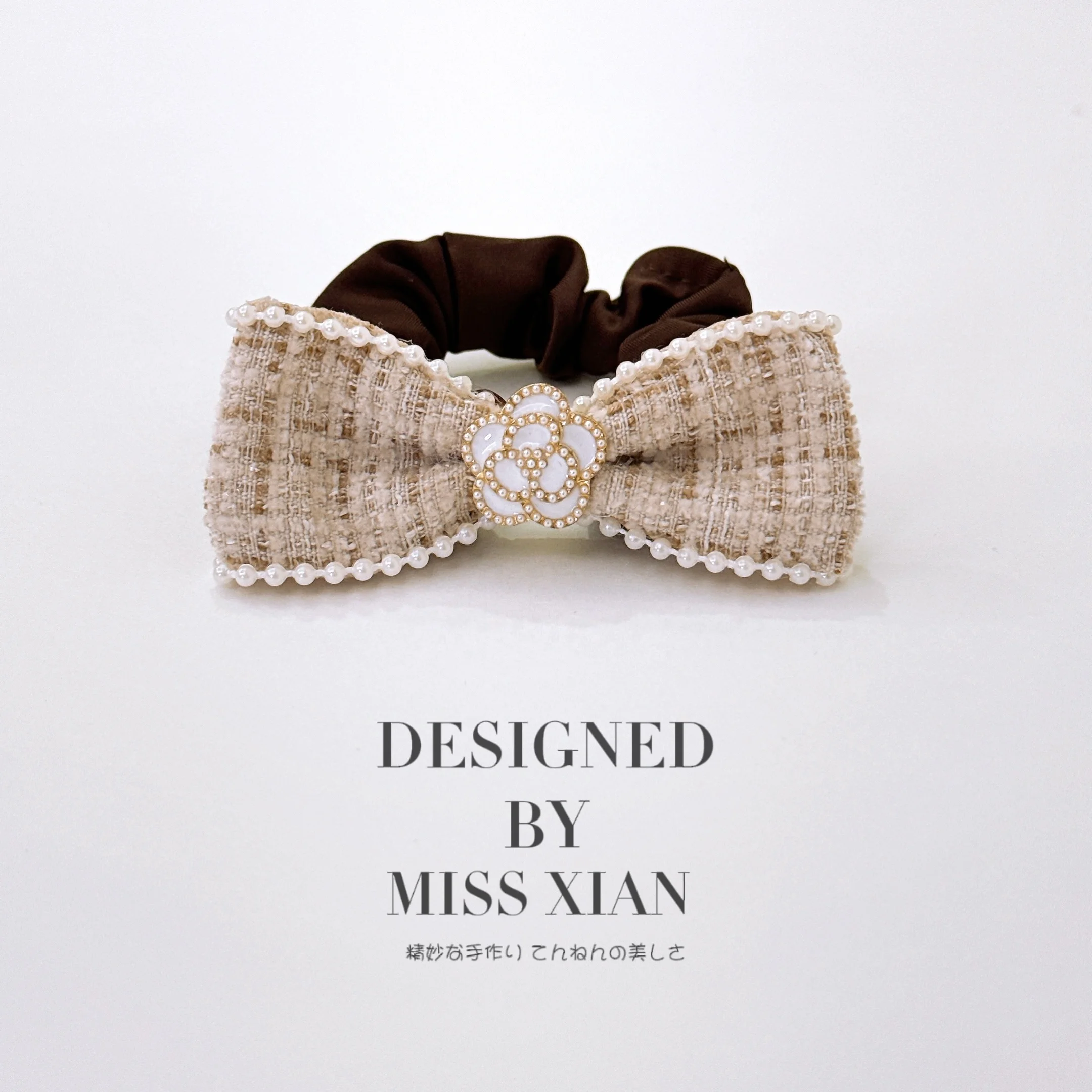 Hot Selling Classic Plaid Bow Elastic Hair Band Fashion Elegant Fabric Pearl Striped Scrunchie Vintage Girls Hair Accessories
