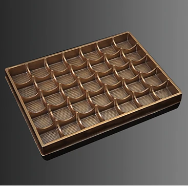 35PCS Wholesale Disposable Offset Printing Golden PET Gilded Plastic Blister Chocolate Packaging Box Blister Insert Tray