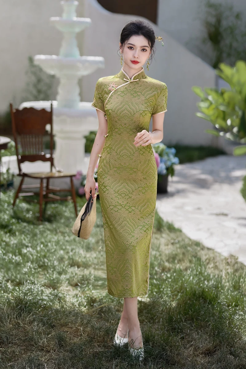 Spring Chinese Traditional Qipao Elegant Retro Women  Cheongsam Long Qi Pao Dresses