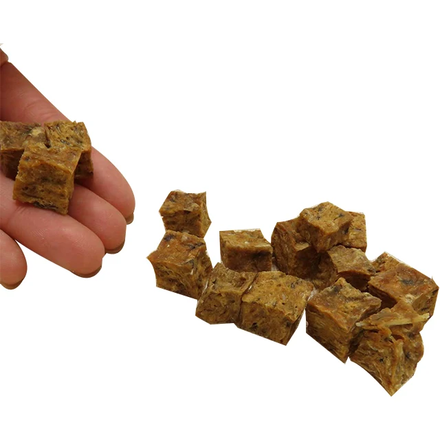 Wholesale bulk dog food treats dried fish salmon cube from Japan