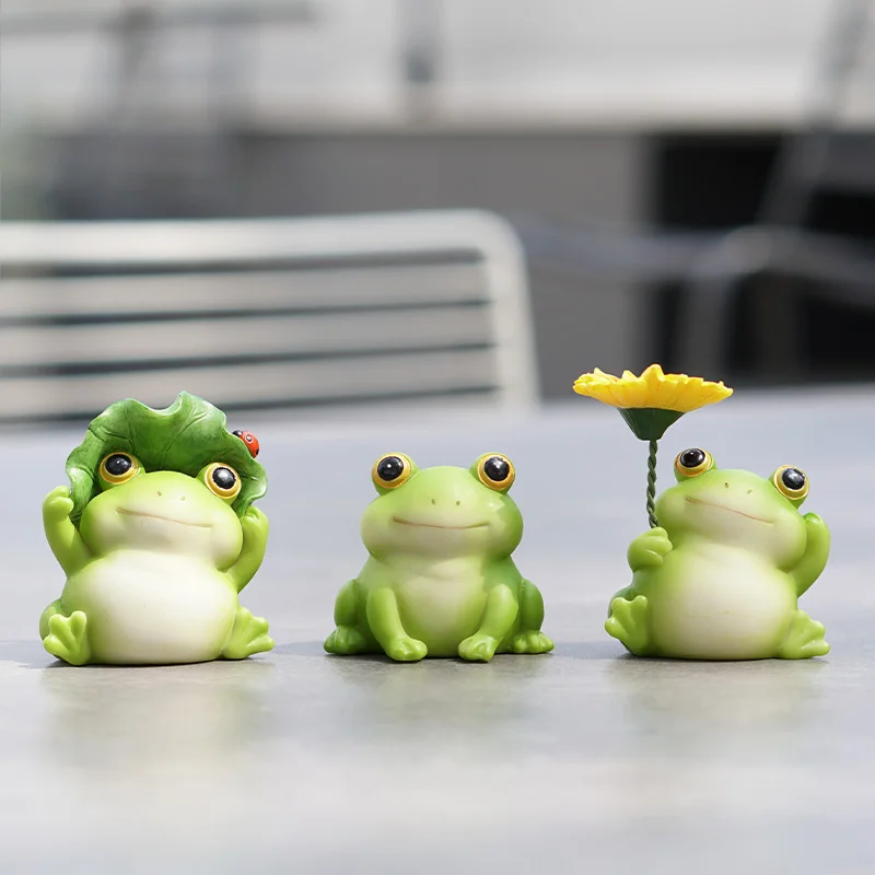 Z17981A Japanese style Cute frog ornament figurine healing emotional stability workstation desktop decompression car decor gift