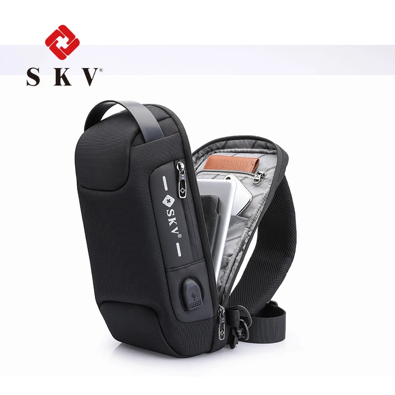 Hot sale fashion mens travel waterproof chest bag USB charging Cross body Sling Bag Men Crossbody Bag with Lock