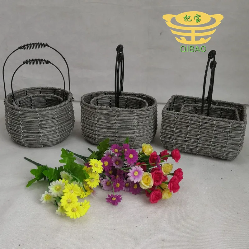 Wholesale selling high-quality wire baskets, straw woven rattan baskets / fruit baskets / flower baskets