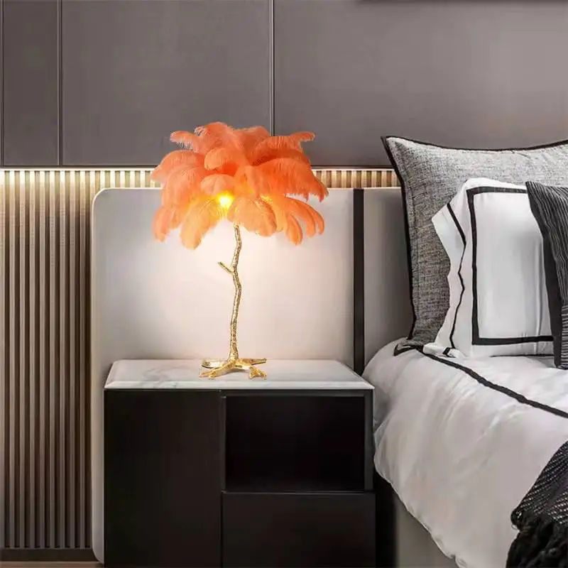 Hot sale luxury copper ostrich feather led table lamp