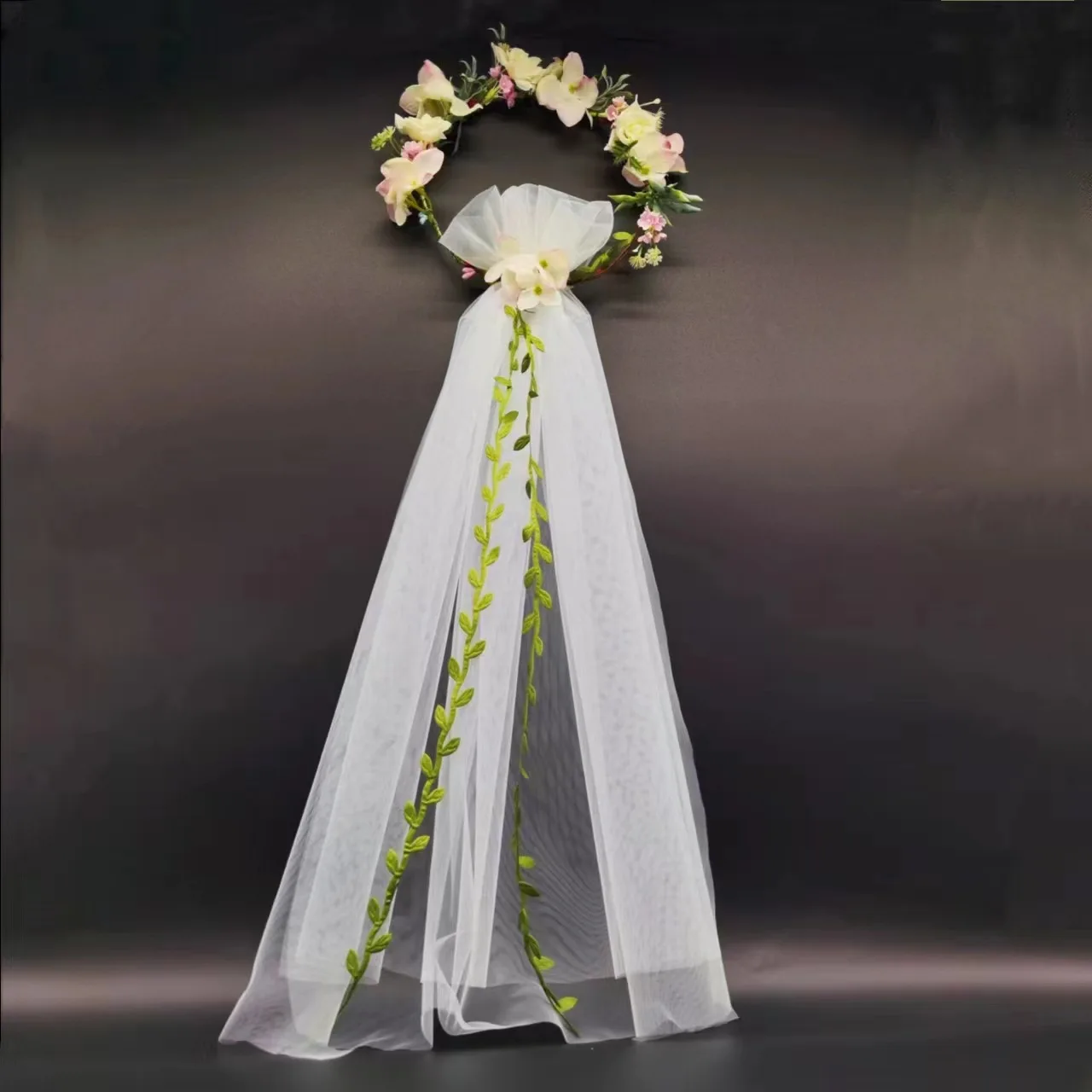 Europe and the United States Wreaths Bridal Gauze Handmade Rattan Veil Photo Sensen Tied Wreaths Headdress