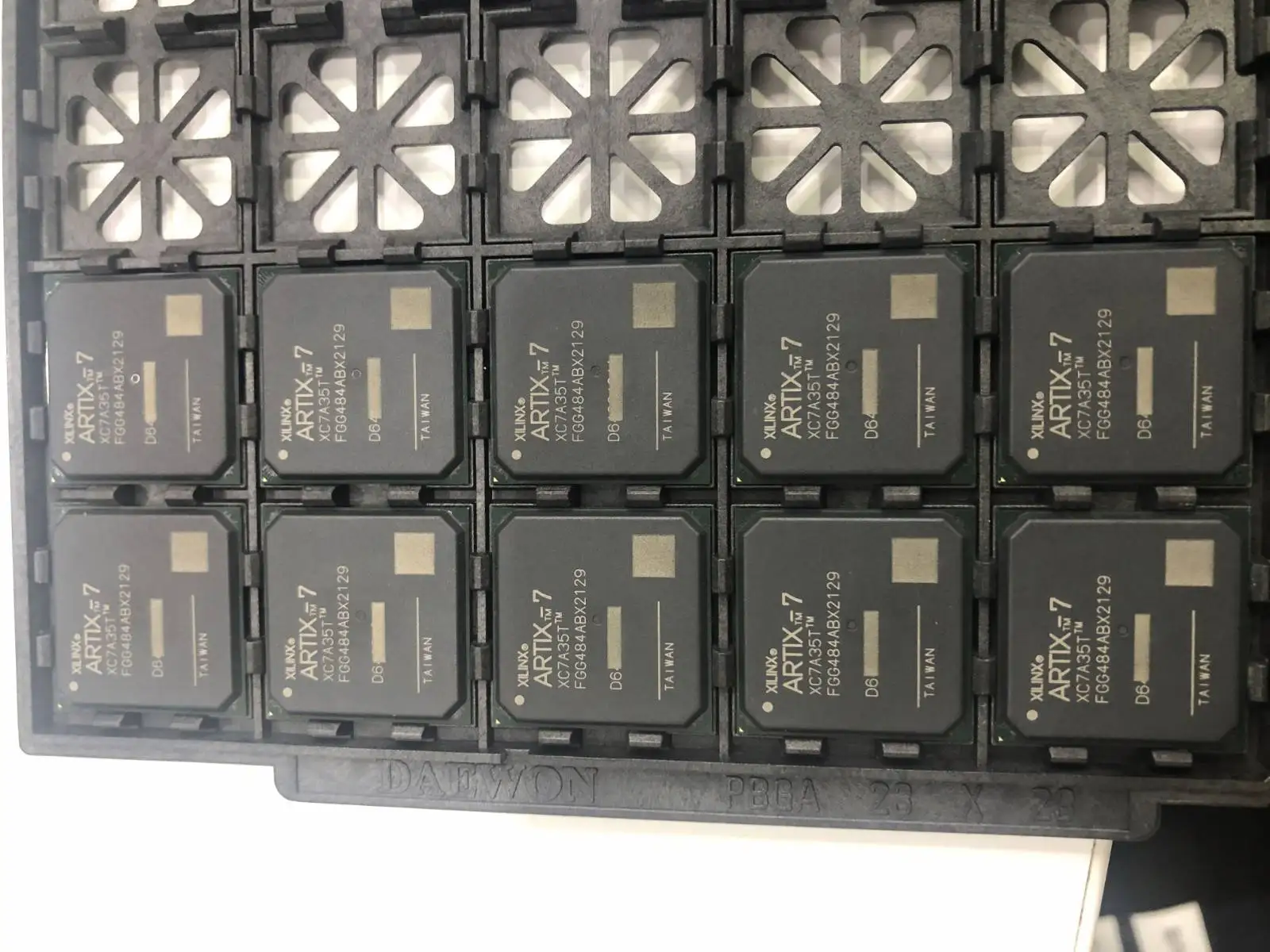 XC7A35T IC FPGA 250 I/O 484FBGA new and original Electronics Components integrated circuits XC7A35T-2FGG484I