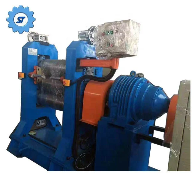 Резиновый лист два ролика три четыре каландр