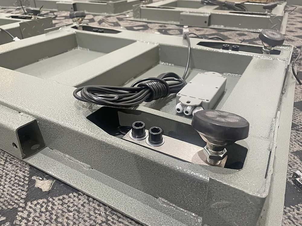 2022 New Trend  1.2m*1.2m OEM 3 Ton Portable Handle Industrial Floor Scale with A12E indicator