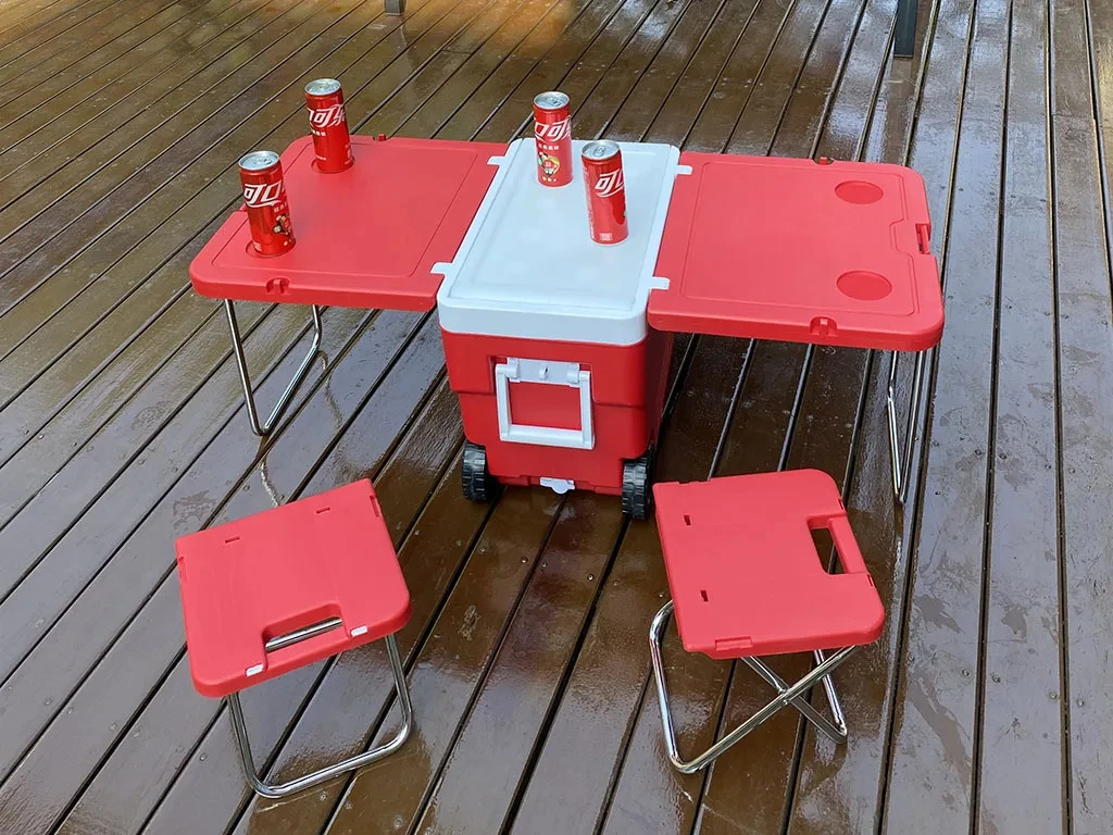 Outdoor Hard Plastic Ice Chest Cream Lightweight Ice Chest BoxInsulated Portable Camping Cooler Box Set With Table Chair Wheels