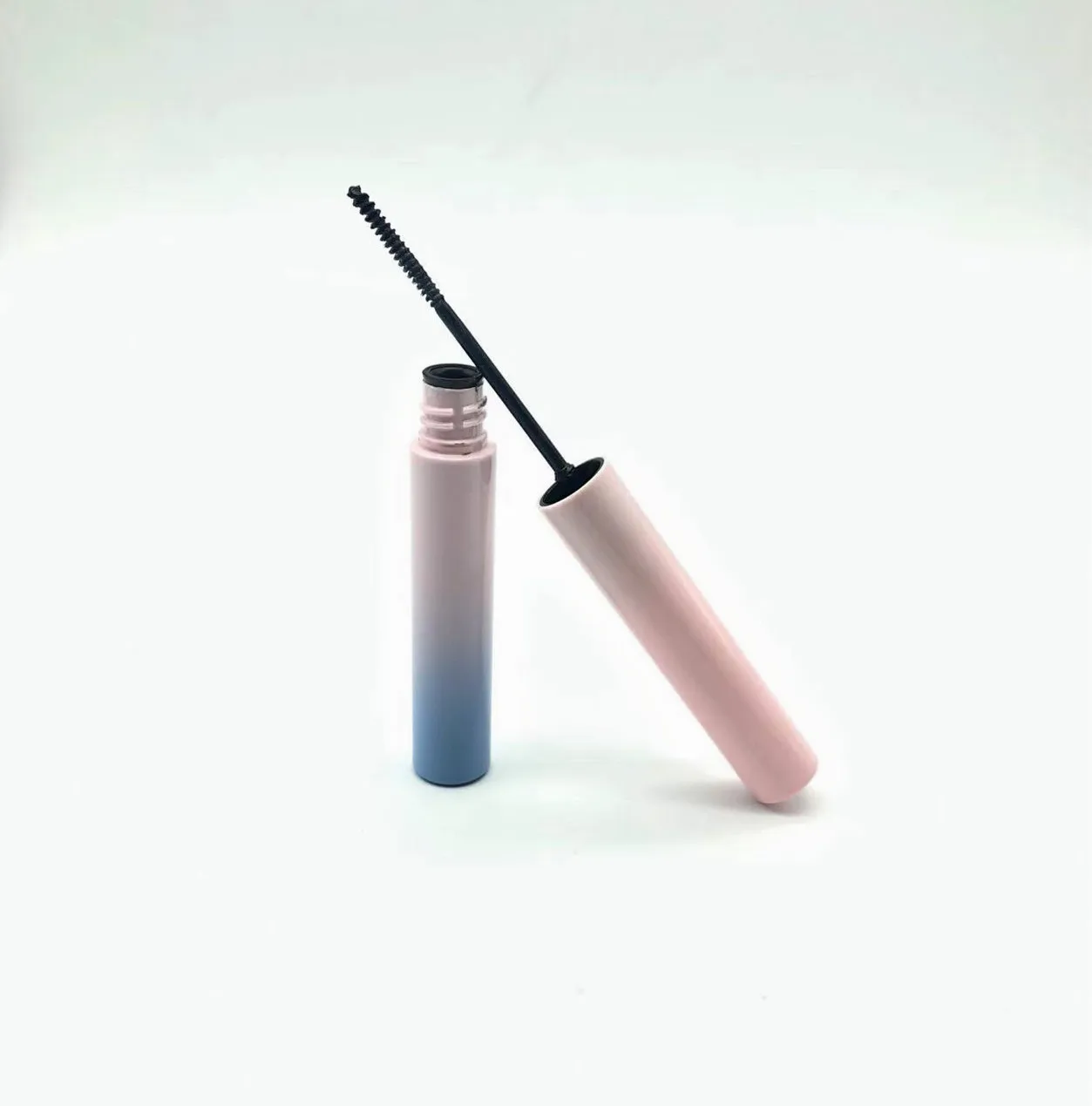 Wholesale Eyelash Glue Super Strong Hold Long Lasting Eyelash Glue for Lash, Waterproof, Non-Irritating, Fast Drying Lash Glue