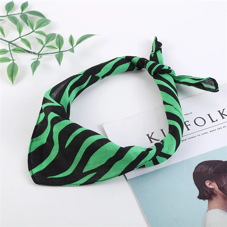 Hip Hop Women Red Paisley Bandana Custom Logo zebra Style Out Door Use Headwrap Hairwear Bandanas Face Mask for