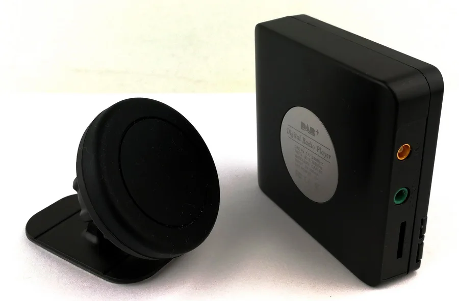 dab/dab fm rds digital radio mp3/aux BT  car fm transmitter